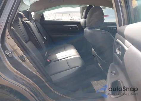 2018 Nissan Altima 2.5 Sr from USA, damaged, VIN 1N4AL3AP6JC291568